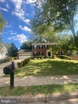 57 Spring Lake Dr in Stafford, VA - Building Photo