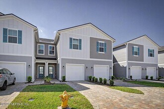 61 Mellowood Ln in St. Augustine, FL - Building Photo - Building Photo