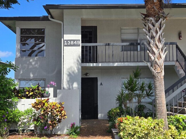 13849 Royal Palm Ct in Delray Beach, FL - Building Photo - Building Photo
