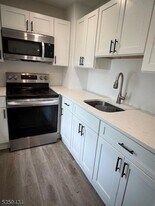 252 Spring St in Newton, NJ - Building Photo