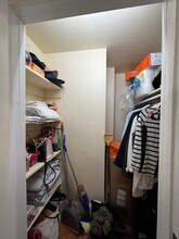 25 MacArthur St, Unit 1R in Somerville, MA - Building Photo - Building Photo