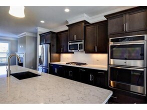 1295 Linden Ct in Atlanta, GA - Building Photo - Building Photo