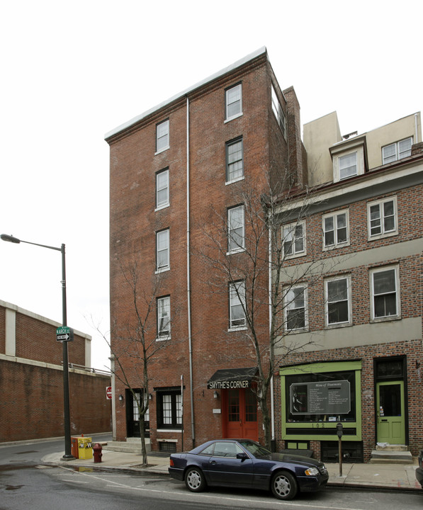 Smythe's Corner Apartments in Philadelphia, PA - Building Photo