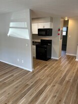 Park Run Apartments in Downingtown, PA - Building Photo