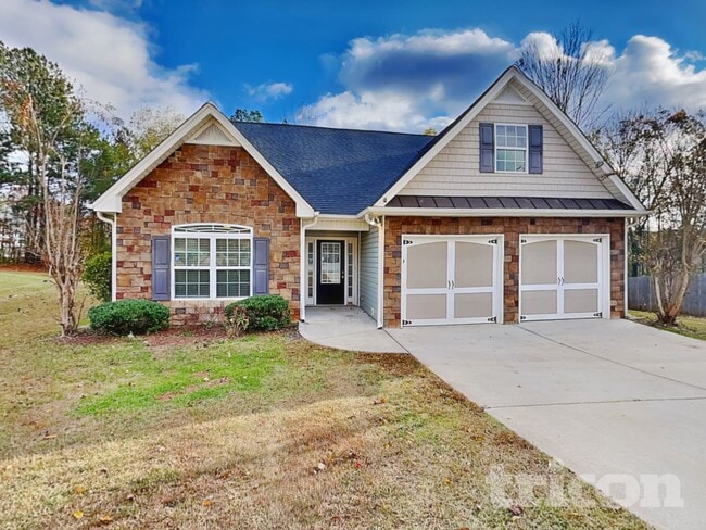 property at 621 Savannah Dr