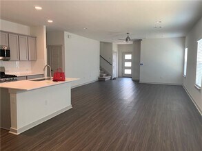 8212 City Top Blvd in Austin, TX - Building Photo - Building Photo