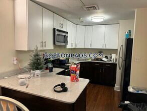 8 Winter Pl-Unit -605 in Boston, MA - Building Photo - Building Photo