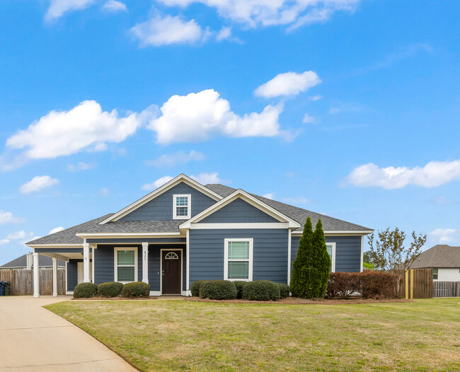 property at 827 Berkshire Ct