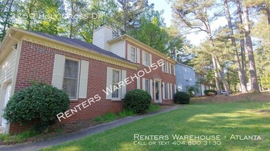 3759 Holy Cross Dr in Decatur, GA - Building Photo - Building Photo