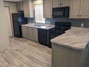 3617 N Grand Ave E in Springfield, IL - Building Photo - Building Photo