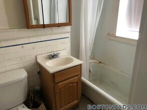 231 Park Dr in Boston, MA - Building Photo - Building Photo