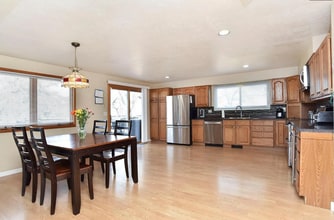 9165 W 74th Ave in Arvada, CO - Foto de edificio - Building Photo