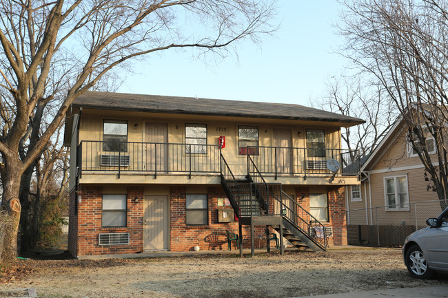 1713 S Q St in Fort Smith, AR - Foto de edificio - Building Photo