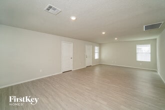 10767 Prusiner Dr in Converse, TX - Building Photo - Building Photo