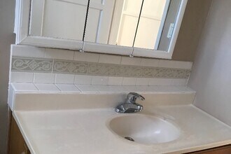 722 Raleigh St in Glendale, CA - Building Photo - Building Photo