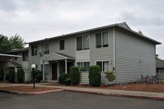 Maple Terrace Apartments Canby Or Apartments For Rent