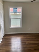 110 W Willow Dr in Roseland, IN - Foto de edificio - Building Photo