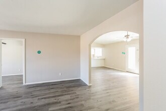 9103 N 63rd Ln in Glendale, AZ - Building Photo - Building Photo