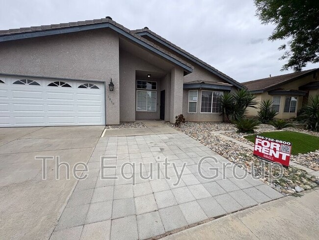 property at 1040 N Sumter Ct