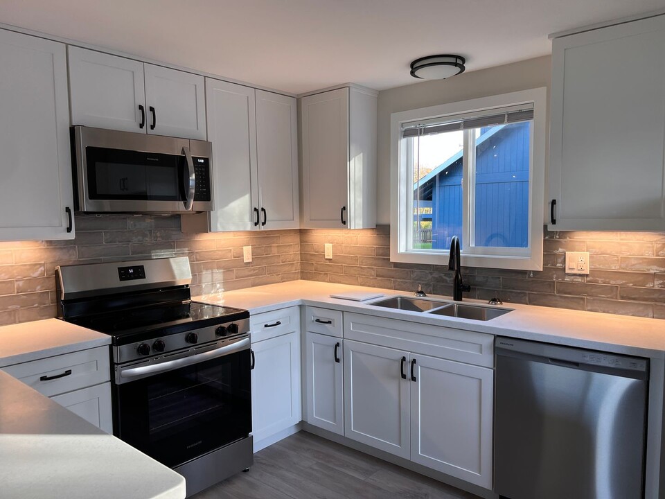 1501 Stellar Dr in Kenai, AK - Building Photo