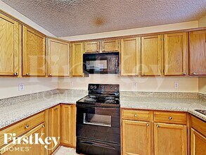 6816 Dalmation Cir in Plano, TX - Foto de edificio - Building Photo