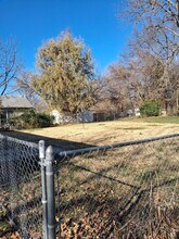 109 E Fairview St in Clinton, MO - Building Photo - Building Photo