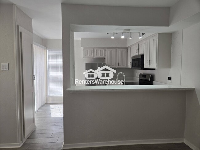 5626 Preston Oaks Rd in Dallas, TX - Building Photo - Building Photo