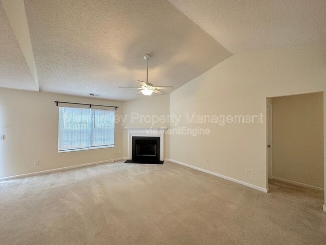 413 Sapphire Dr in Durham, NC - Building Photo - Building Photo