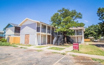 1312 65th Dr in Lubbock, TX - Foto de edificio - Building Photo