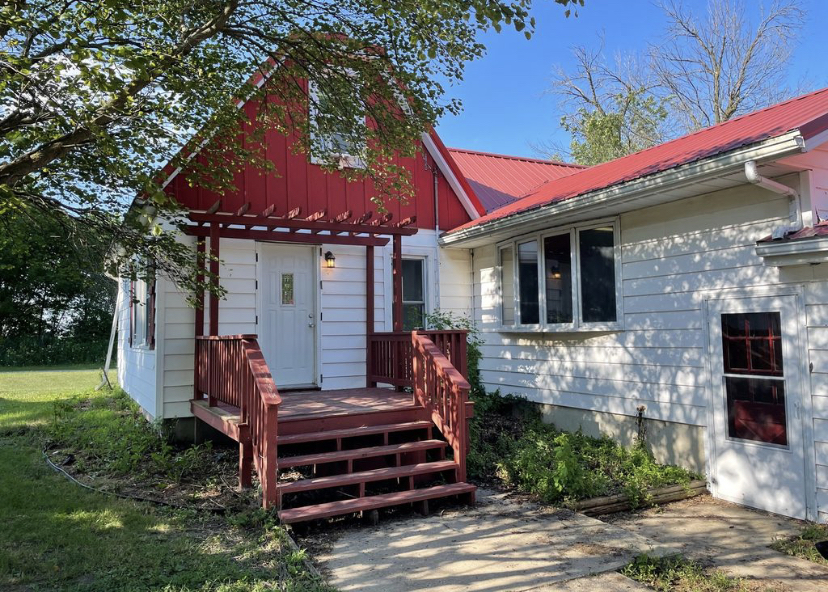 2 Elm St in Kempton, IL - Building Photo