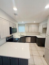 5720 Sterling Green Trail in Arlington, TX - Building Photo - Building Photo