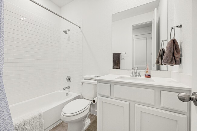 property at 12331 Palmetto Dr