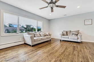 27 Stevens Ave in West Long Branch, NJ - Building Photo - Building Photo