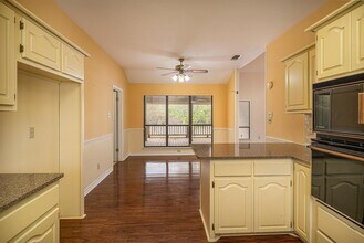 108 Holly Hill Dr in Ingram, TX - Building Photo - Building Photo