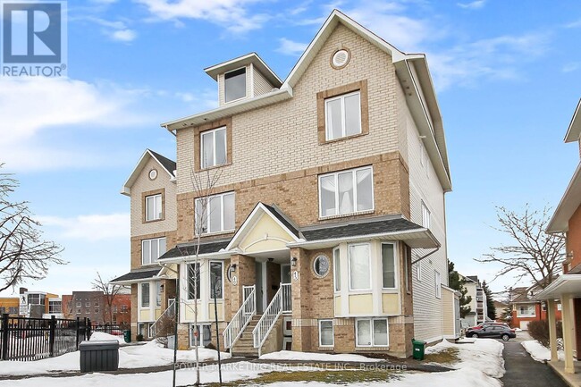 45 Waterbridge Dr in Ottawa, ON - Building Photo - Building Photo