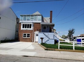 61 Roosevelt Blvd in Long Beach, NY - Building Photo