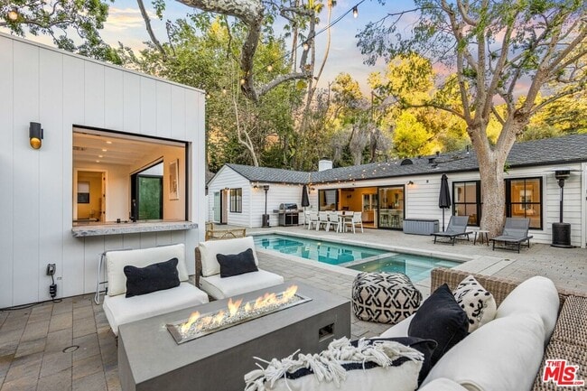 property at 2245 Canyon Dr