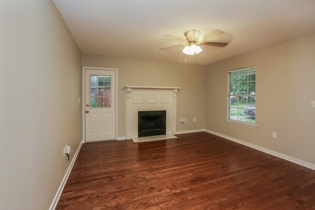 219 Falcon Cove in Brandon, MS - Building Photo - Building Photo