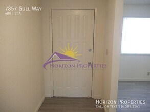 7857 Gull Way in Antelope, CA - Building Photo - Building Photo