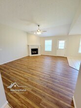 3513 W Village Terrace in Springfield, MO - Building Photo - Building Photo