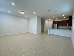 11945 Sunsail Ave in Orlando, FL - Building Photo - Building Photo