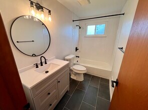 5450 23 Mile Rd, Unit 5450 in Utica, MI - Building Photo - Building Photo