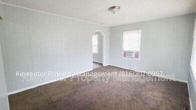 5614 Indiana Ave in Kansas City, MO - Building Photo - Building Photo