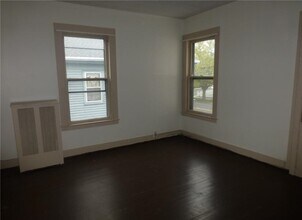 256 N Main St in Wallingford, CT - Building Photo - Building Photo