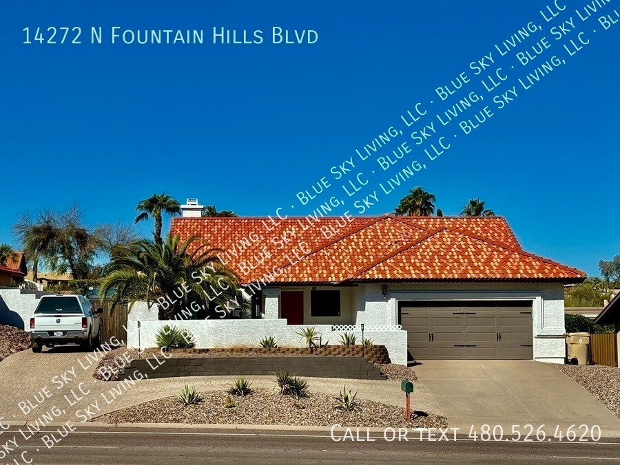 14272 N Fountain Hills Blvd in Fountain Hills, AZ - Foto de edificio