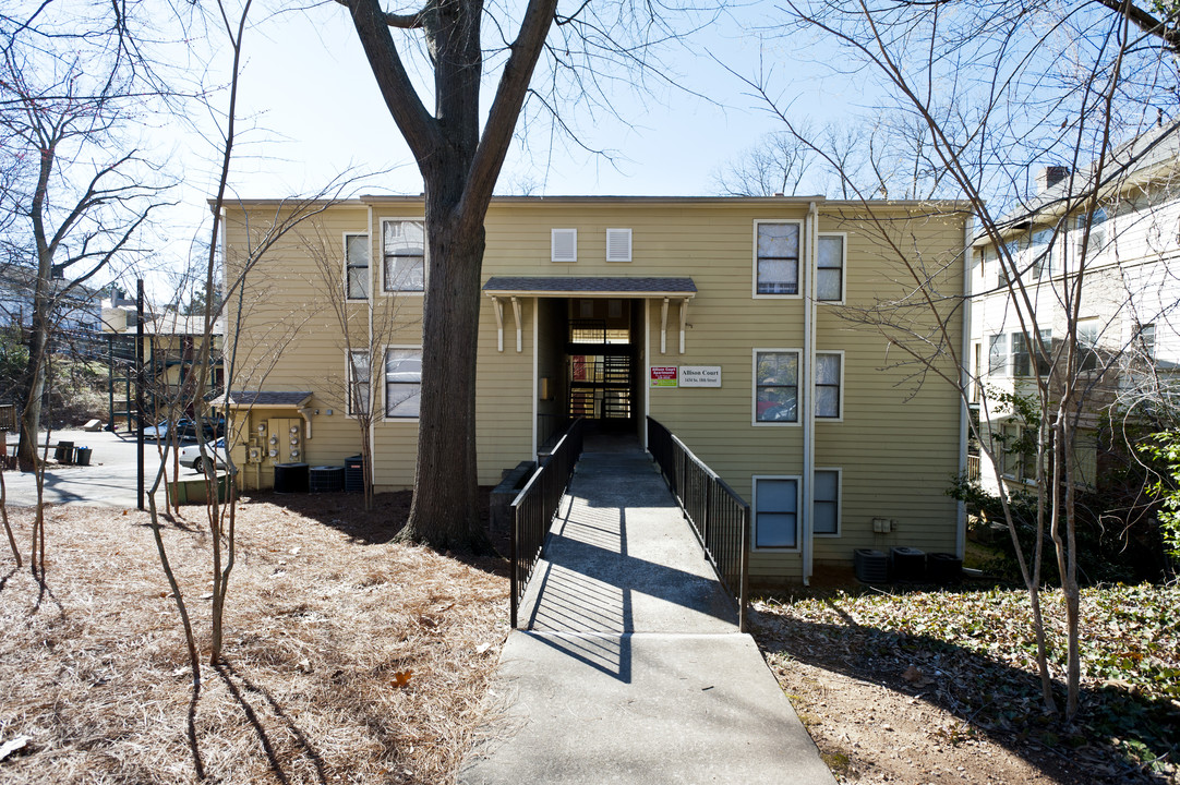 Allison Court in Birmingham, AL - Building Photo