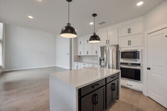 17051 Luminous Ln in Hockley, TX - Building Photo - Building Photo