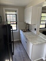 3243 Floyd Walk in Camden, NJ - Building Photo