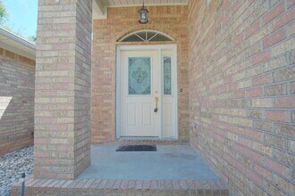 5947 Grandview Dr in Milton, FL - Building Photo - Building Photo