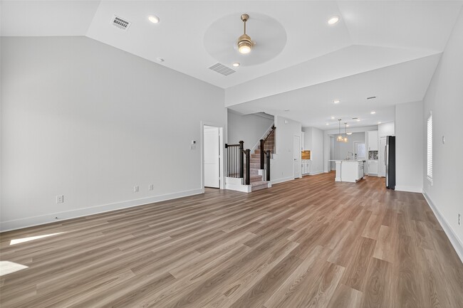 5810 Dawning Sun St